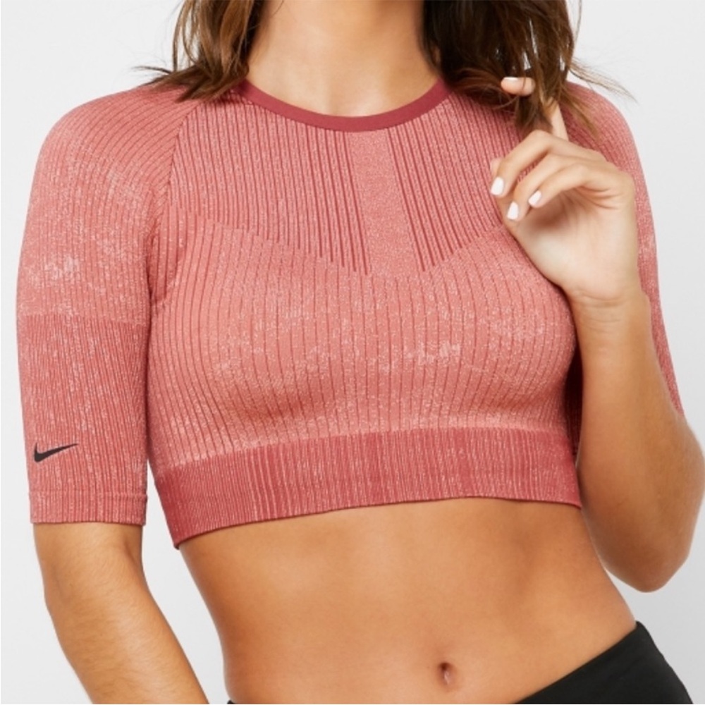 NWT Nike City Ready Knit Top Cropped Red
